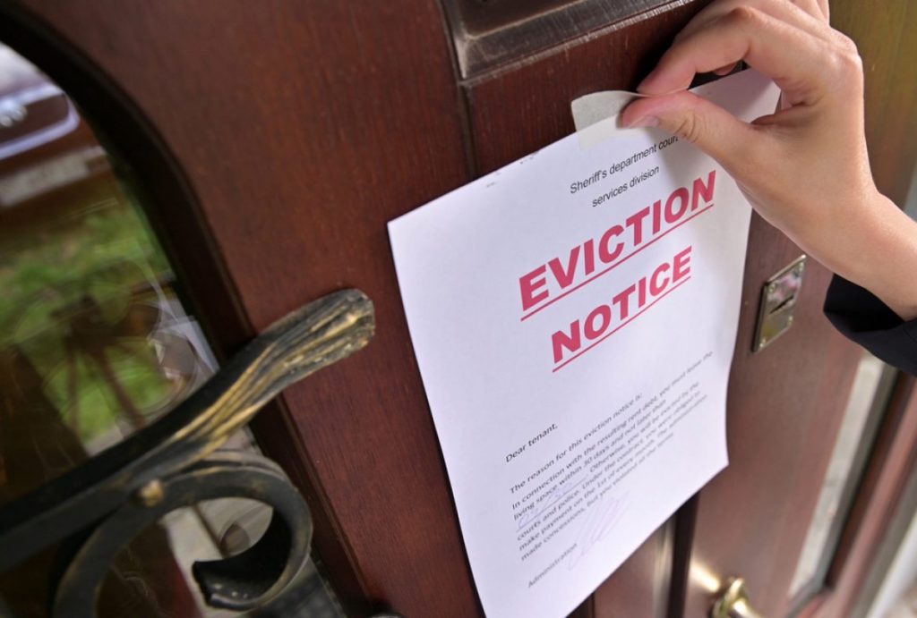 How Do I Evict a Tenant in Florida